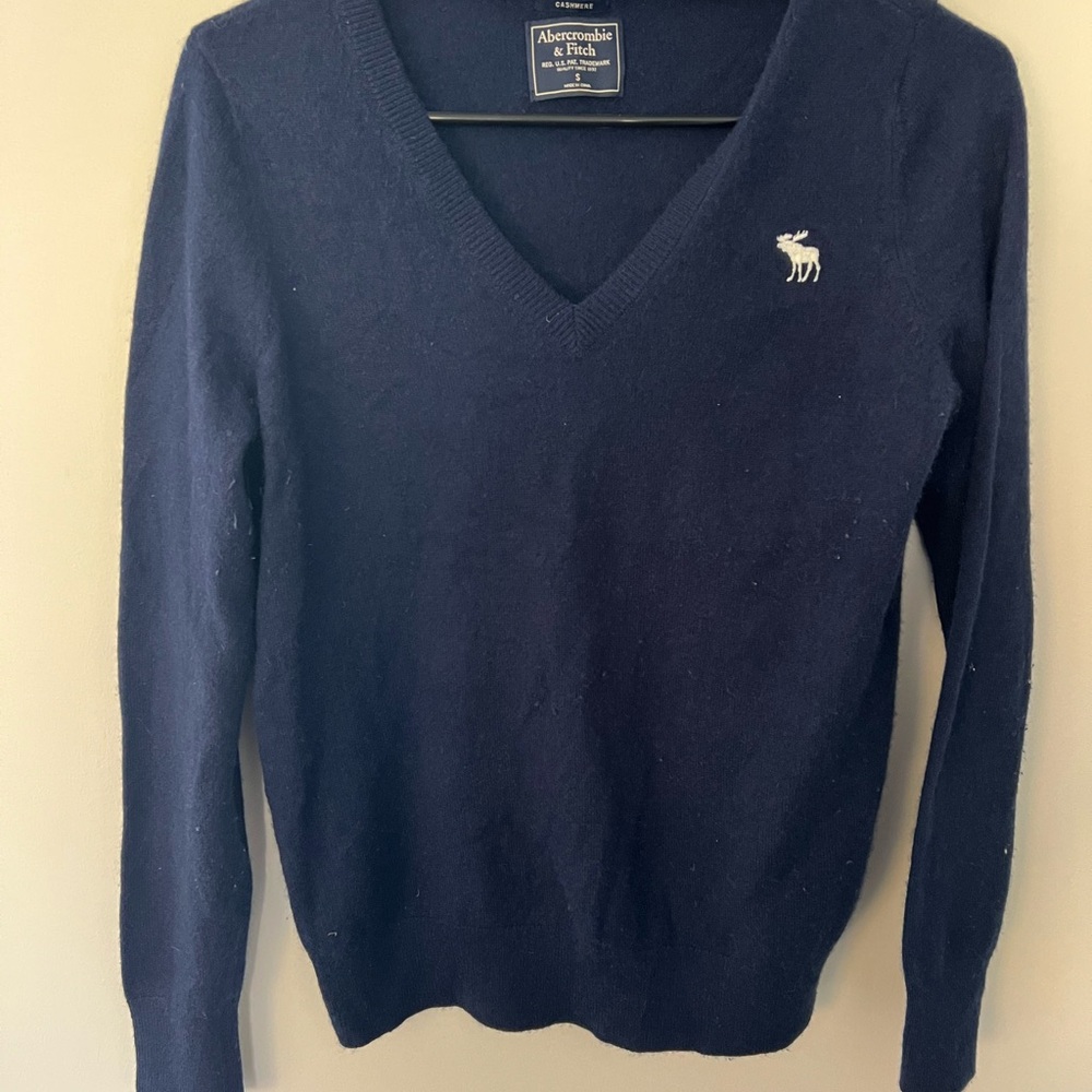 Abercrombie & Fitch 100% Cashmere Sweater